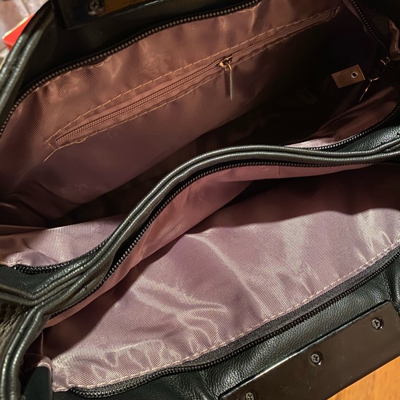 Black Quilted Handbag - Picture 5 of 5